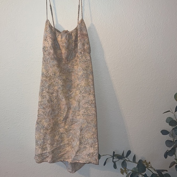 H&M open back summer dress - Picture 3 of 6